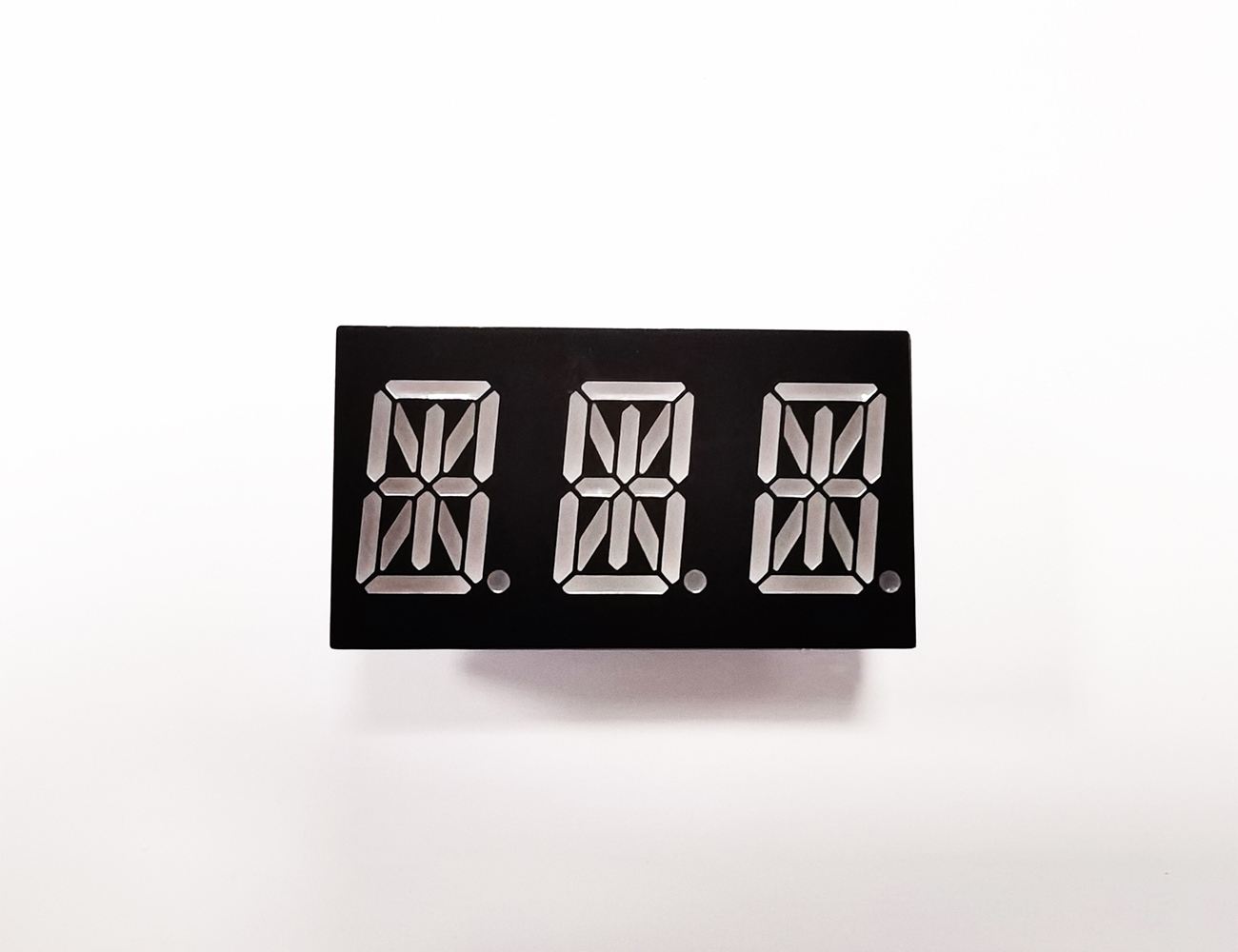 14 SEGMENT LED DISPLAY