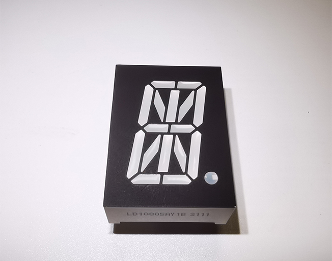 16 SEGMENT LED DISPLAY