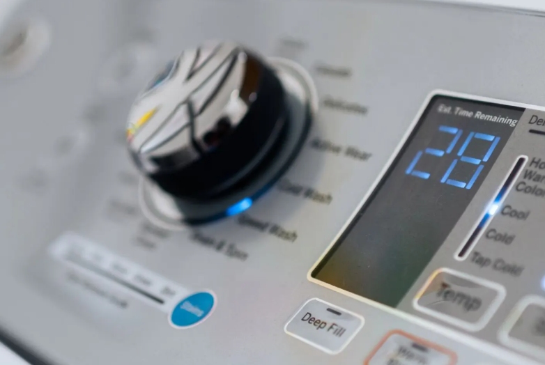 How Common Anode and Common Cathode Displays Behave Differently in Real Use