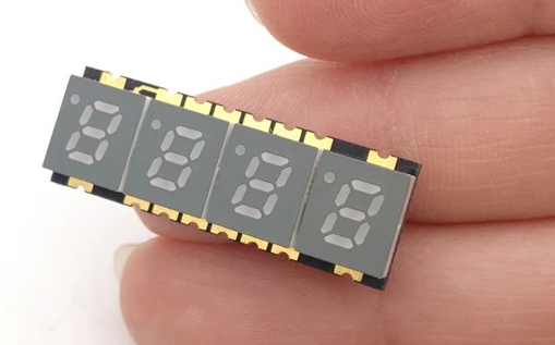Key Advantages of Surface Mount Devices for PCB Technology