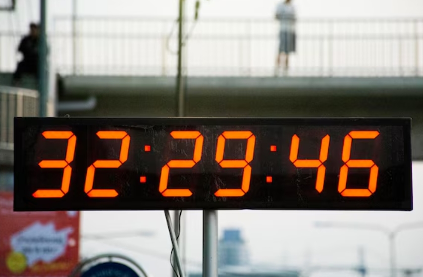 Understanding 7 Segment Displays Pin Configurations & How They Work