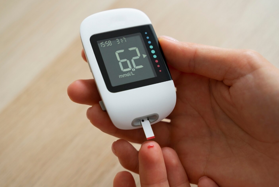 用于小型便携式技术的SMD LED显示器