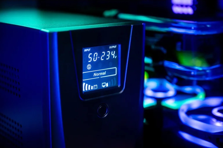 Multi Color 7 Segment Display for UPS Systems