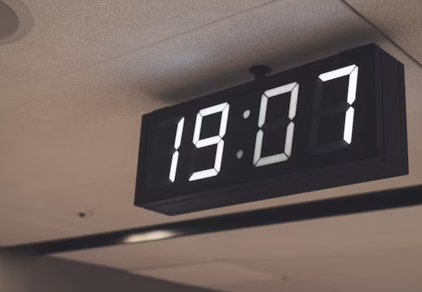 Protective Design and Transmission Integrity of LED Display