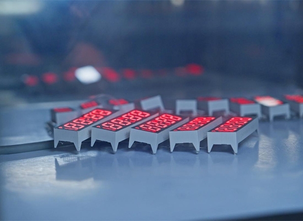 Custom LED display prototype reliability testing under harsh conditions